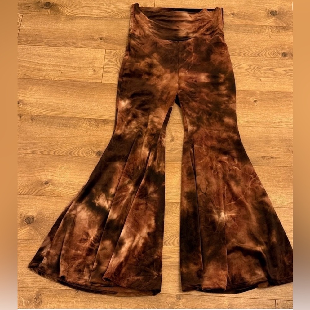 Kantha Bae NWT Bell Bottoms